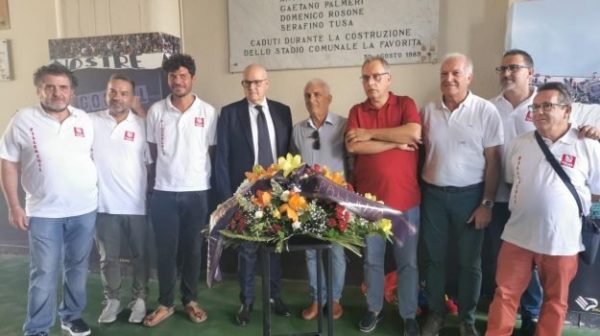 Palermo, hace 33 años de la masacre de Barberá: se colocó una corona de laurel por los 5 trabajadores muertos