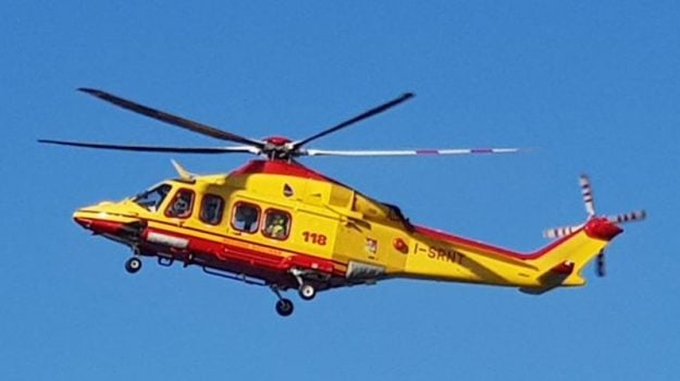 Dans Lipari Tac échoue, le sauvetage par hélicoptère décolle six fois au milieu de la controverse