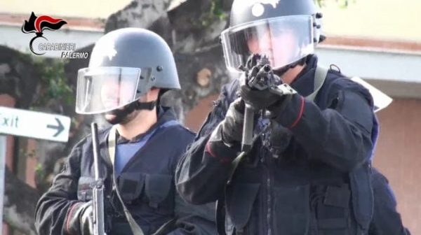 El bombardeo en Palermo, 'caballos' por valor de 40.000 euros el kilo: así llamaron los traficantes a la droga