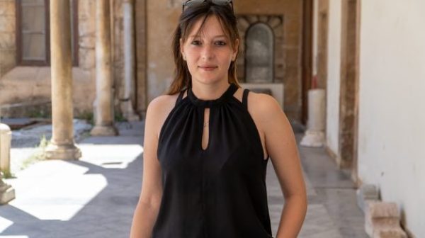 Elena Pagana conquista el lugar junto a los Hermanos de Italia: así es la ex del M5S