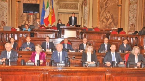 Région Sicilienne, la première réunion du conseil sur les dettes hors bilan