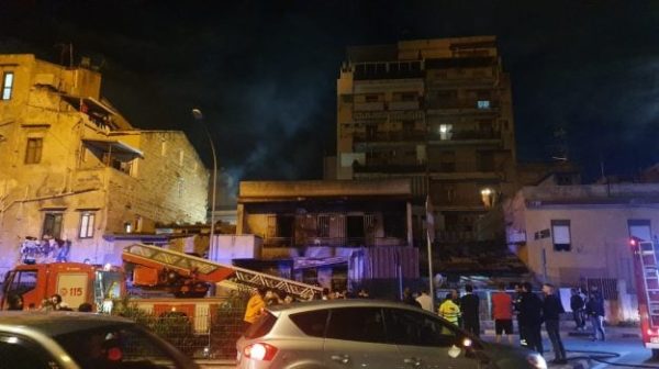 Palermo, se produce un incendio en los almacenes de un edificio en vía Lodato