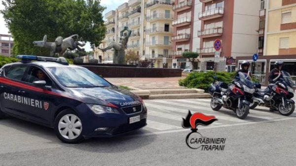 Extorsión a padres, golpes al tío con barra: en el penal de menores de Petrosino