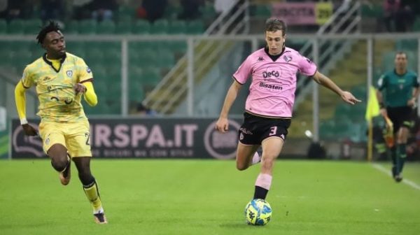 Palermo, goles centrados en el partido de ida en Brescia: Devetak fuera, solo calambres para Sala