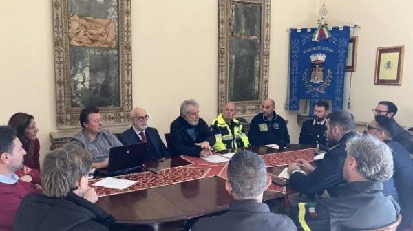 Stromboli, il est interdit de gravir le cratère jusqu'à 400 mètres