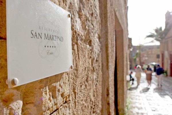 residence san martino rooms & suite apartments, erice, italia