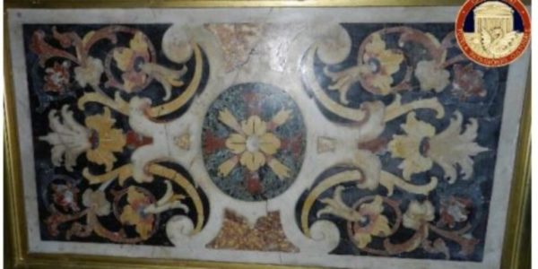 Ancient stolen marbles found in Noto, they belonged to the Basilica of Torre del Greco.