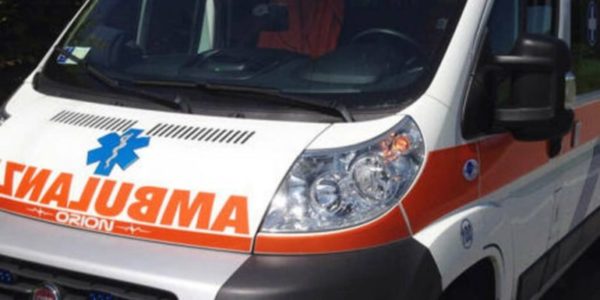 Incident in Trapani: Collision between a car and a scooter, one injured transported to the hospital.