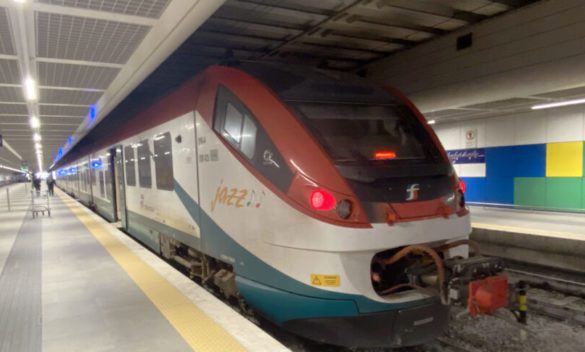 Aeroporto di Catania chiuso, cinque treni veloci da Palermo all'aeroporto "Falcone Borsellino"