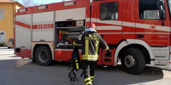 Enna, è di nuovo attivo l'incendio in contrada Jacopo