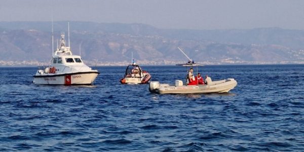 Messina, ritrovato morto il 22enne scomparso in mare dopo un tuffo