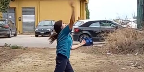 Agrigento, la campionessa si allena tra erbacce e rifiuti