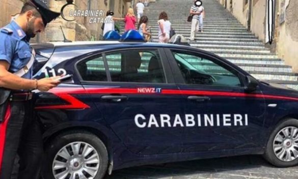 Caltagirone, scippa un'anziana: i carabinieri lo trovano grazie alle telecamere, arrestato