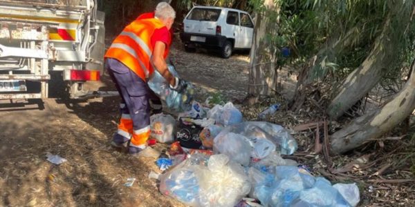 Emergenza rifiuti finita a Vulcano, ma restano le polemiche