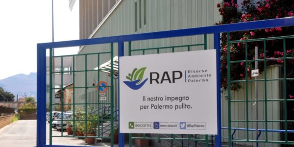 Furto nella sede della Rap a Palermo: rubati cellulari e pen drive, preso anche un barattolo di Nutella