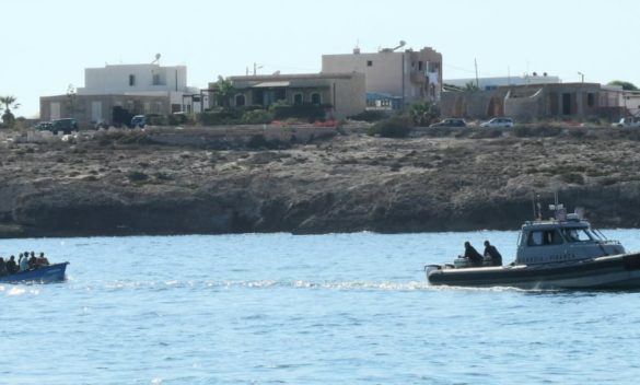 L’hotspot di Lampedusa è stato svuotato, il questore: «Nessuna difficoltà e nessun collasso della struttura»