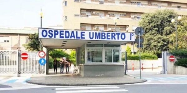 Siracusa, la grata era fissata male: una quindicenne precipita dentro il canale di scolo