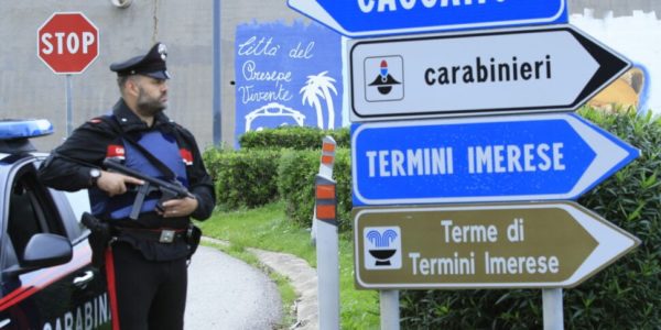 Lavoratori in nero e scarsa sicurezza, bloccato un cantiere edile a Termini Imerese