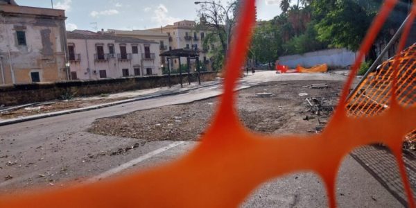 Palermo, la via Papireto chiusa da anni: scattano le ispezioni con georadar e video