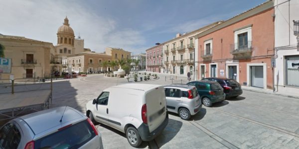 Comiso, gioielliere blocca un rapinatore con una pistola giocattolo