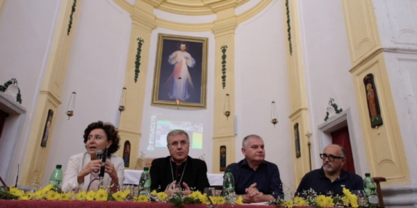 Le Vie dei Tesori fa rinascere la chiesa di San Ciro a Palermo, in visita l'arcivescovo: "La città può conoscere la rigenerazione"