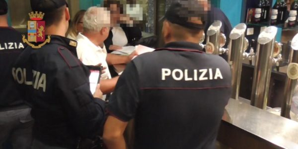 Palermo, controlli sulla movida a Sferracavallo, alla Vucciria e in altre vie del centro storico: multe per 53 mila euro, due locali chiusi