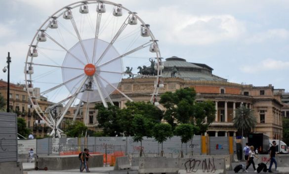 Palermo, la Soprintendenza dice no alla ruota panoramica in piazza Politeama