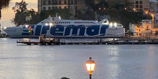 Isole di Sicilia: ripartono le navi, ma i sindaci e gli albergatori chiedono chiarimenti