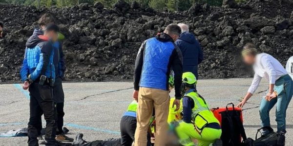 Tragedia sull'Etna, turista toscano muore durante un'escursione