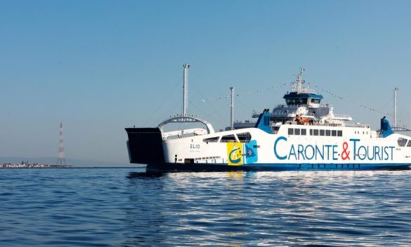 Trasporti, Caronte annuncia la cessazione dei servizi: caos traghetti per le isole minori