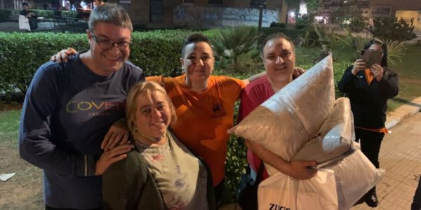 Regali ai senzatetto di Palermo, un compleanno speciale per Anirbas