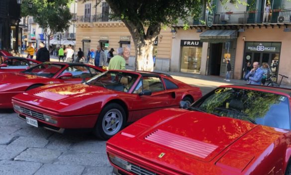 Palermo, il raduno delle Ferrari e delle auto d'epoca per ricordare Pirera