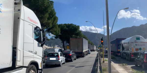 Palermo, sul Ponte Corleone torna l'incubo traffico: 45 minuti per uscire dalla città