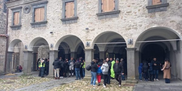 Fake on line sul Castello Nelson, il Comune di Bronte oscura il sito web