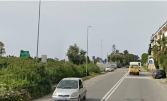 Messina, incidente a Mili Marina: ciclista investito da un'auto sulla statale 114 e trasportato in ospedale
