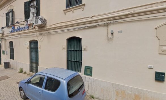 Ferito da un convoglio in transito a Casteldaccia: anziano in ospedale, sospesi quattro treni