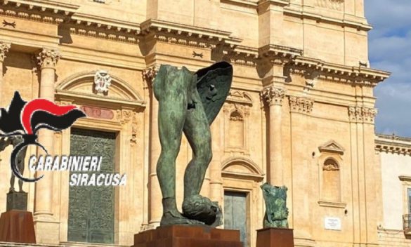 Noto, denunciato per il furto di due statue nella sede dell'Associazione carabinieri