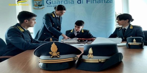 Palermo, frodano il fisco con false fatture: due imprenditori ai domiciliari, sequestrati 14 milioni