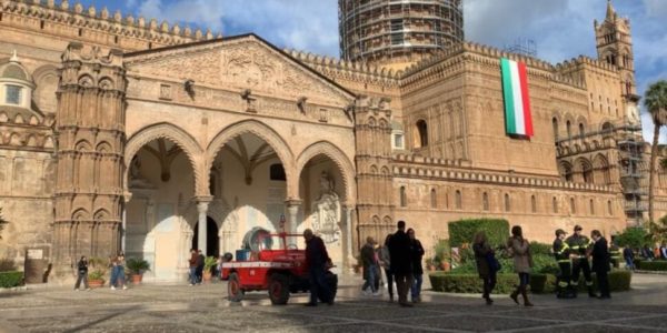 La festa di Santa Barbara a Palermo: «Il vigile del fuoco non è un lavoro, è uno stile di vita»