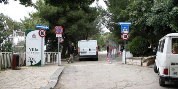 Agrigento, picchiato nel parco: identificati cinque giovani, dicono di essersi difesi