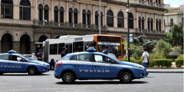 Abusa di bimbo di 7 anni, ai domiciliari a Palermo