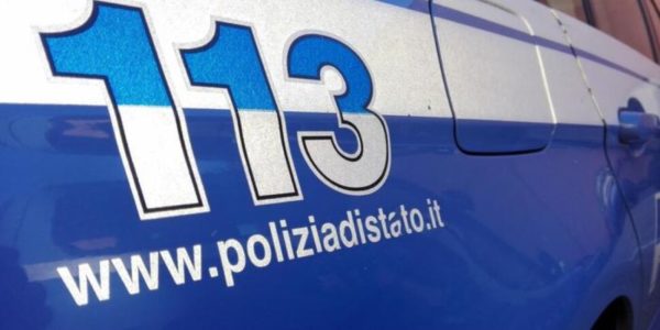 In auto con un tirapugni, denunciato minorenne a Catania