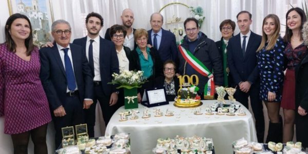 Nuova centenaria a Gangi, è la quinta del borgo madonita: grande festa per Nonna Maria