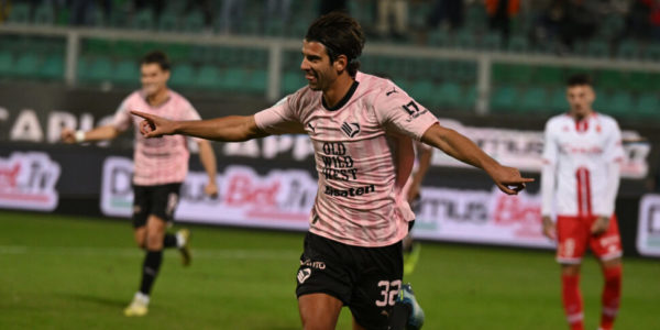 Palermo, la difesa è il miglior attacco: nessuno in serie B segna di più con quel reparto