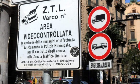 Ztl di Palermo, l’Amat avvia un'indagine interna: ai raggi X gli accrediti facili