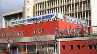 Palermo, travolta sulle strisce pedonali in corso Calatafimi: donna gravissima in ospedale