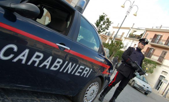 Droga, armi ed estorsioni: 13 arresti a Caltagirone e a Fondi