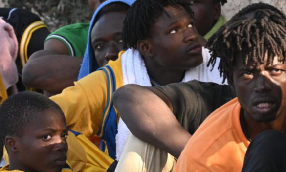 Altri 145 i migranti arrivano a Lampedusa con tre barche, oltre mille nell'hotspot