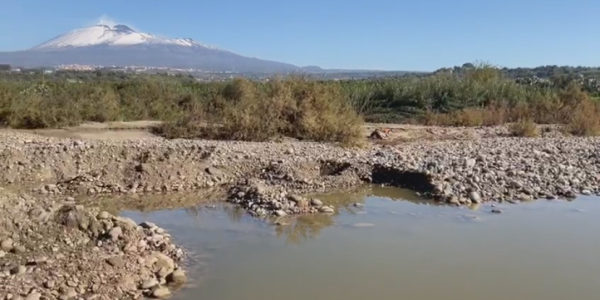 Siccità a Catania, dal 29 aprile al via i lavori per canalizzare le acque del fiume Simeto
