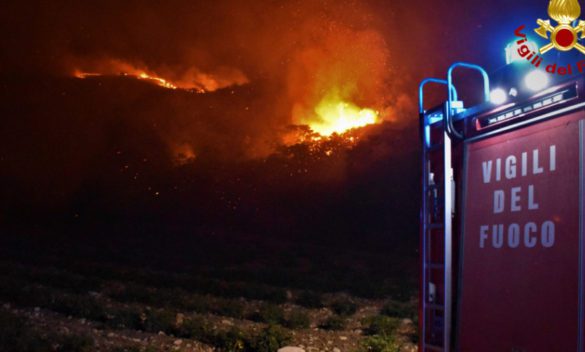 Da Belmonte Mezzagno a Partinico: decine di incendi in provincia di Palermo